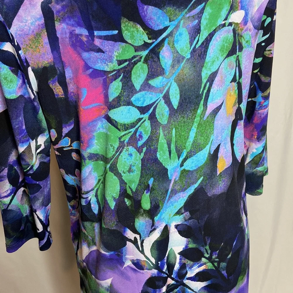 Clara Sun Woo, Abstract Floral Side Slit 3/4 Sleeve Tunic, Medium - Picture 8 of 13